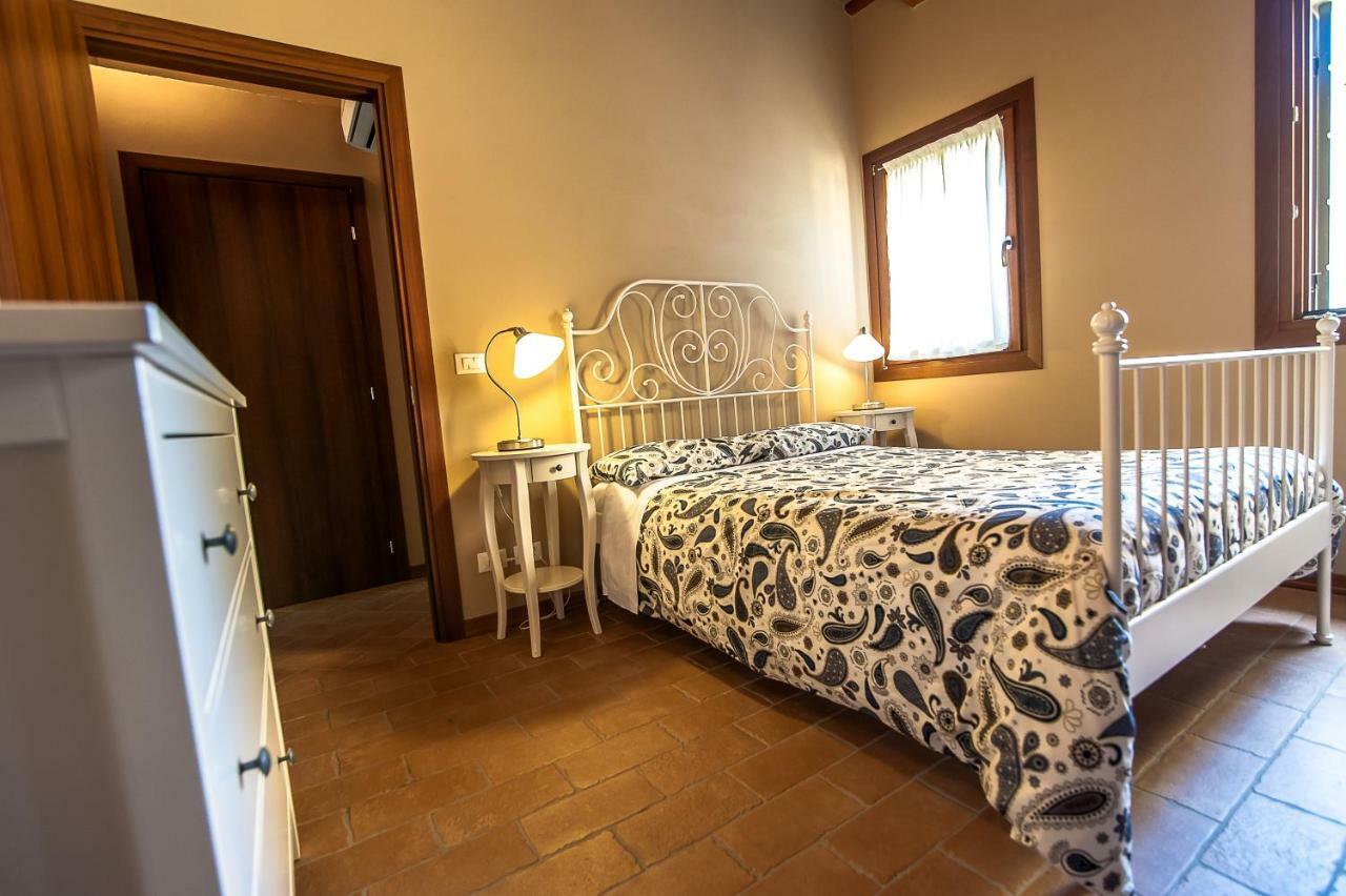 Particolari Del Brenta Apartment Oriago Di Mira Exterior foto