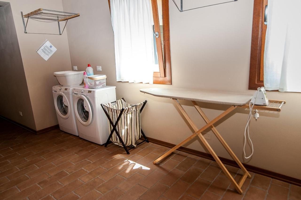 Particolari Del Brenta Apartment Oriago Di Mira Exterior foto